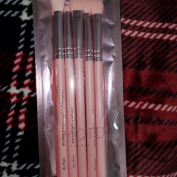 Motd | Makeup | Motd 5 Blush Blending Eye Brush Set | Poshmark